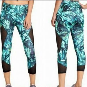 Athleta Nepali tropical mesh cropped workout activewear hiking leggings
